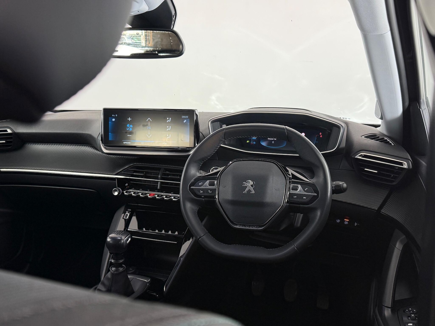 Used Peugeot 2008 2022 for sale - 77246846: Photo 15