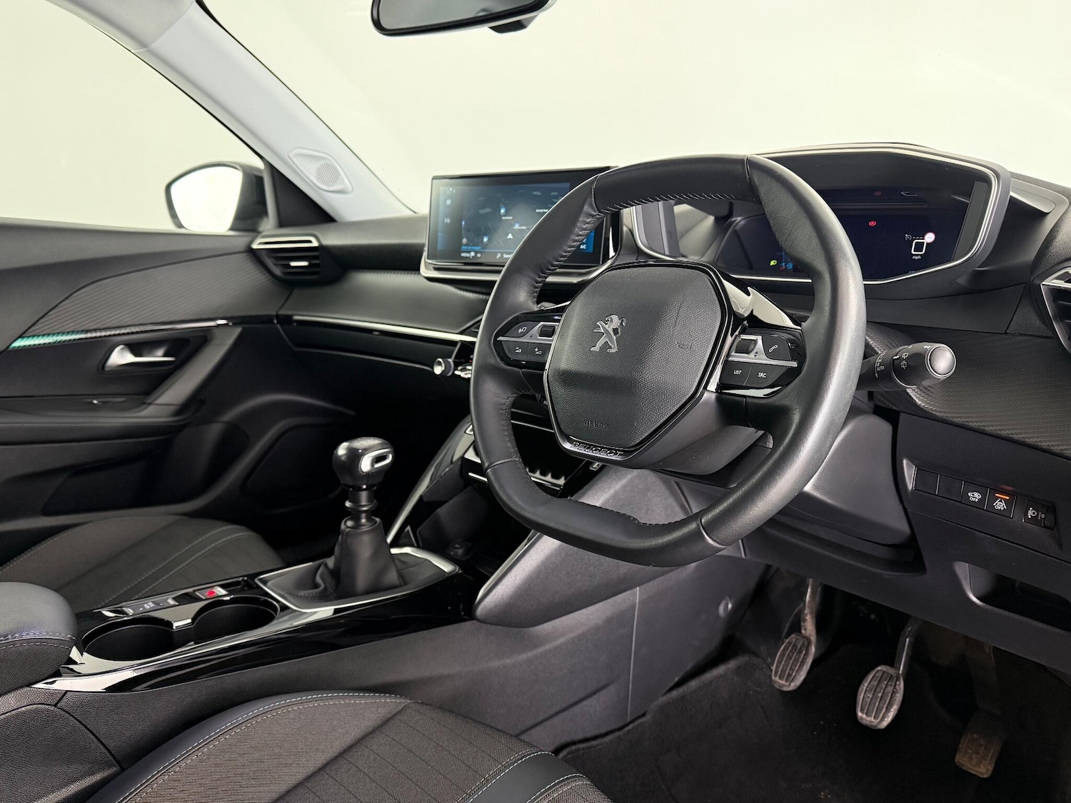 Used Peugeot 2008 2022 for sale - 77246846: Photo 17