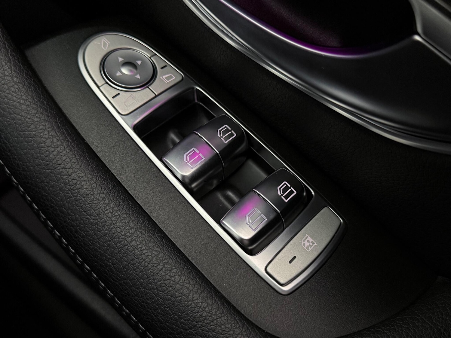 Used Mercedes-Benz E Class 2019 for sale - 76658540: Photo 34