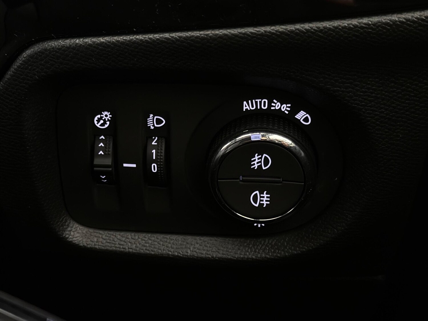 Used Vauxhall Corsa 2023 for sale - 76607554: Photo 28