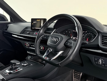 Used Audi Q5 2019 for sale - 79331018: Photo