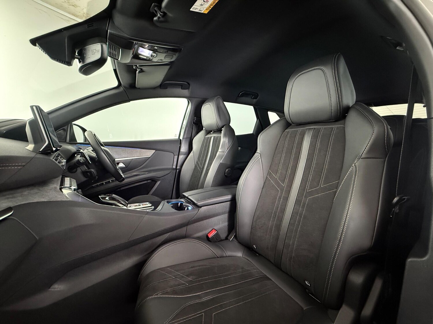 Used Peugeot 3008 2021 for sale - 77575525: Photo 12