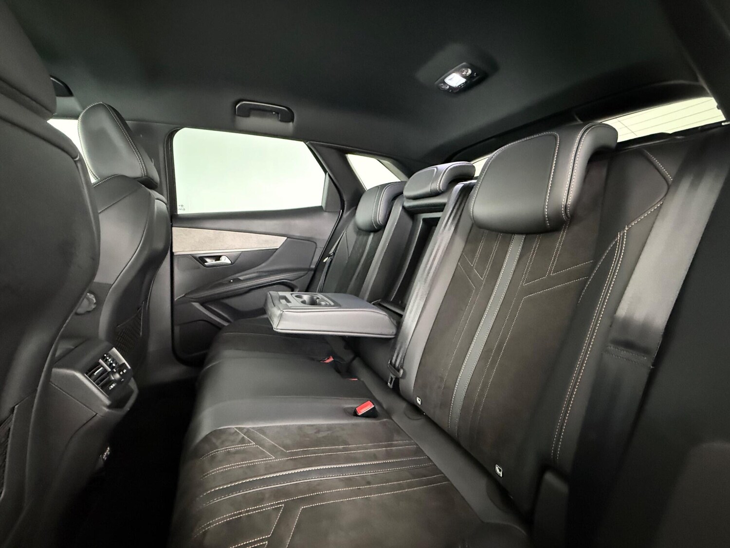 Used Peugeot 3008 2021 for sale - 77575525: Photo 14