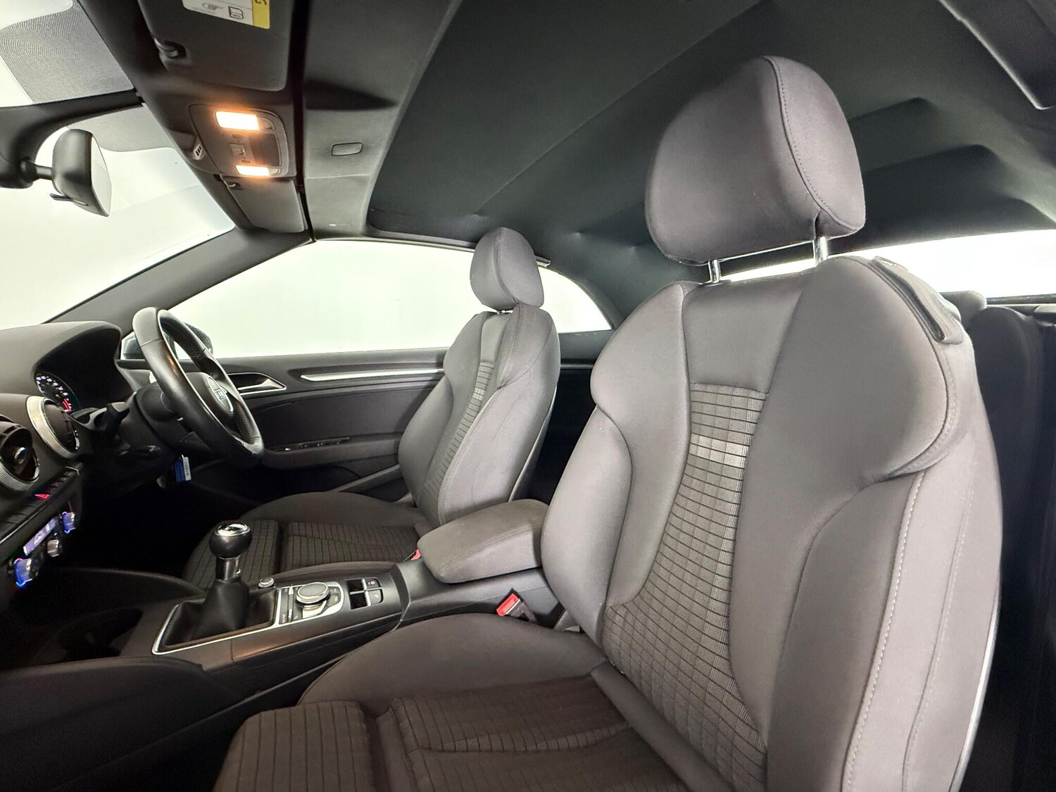 Used Audi A3 Cabriolet 2017 for sale - 77260128: Photo 17