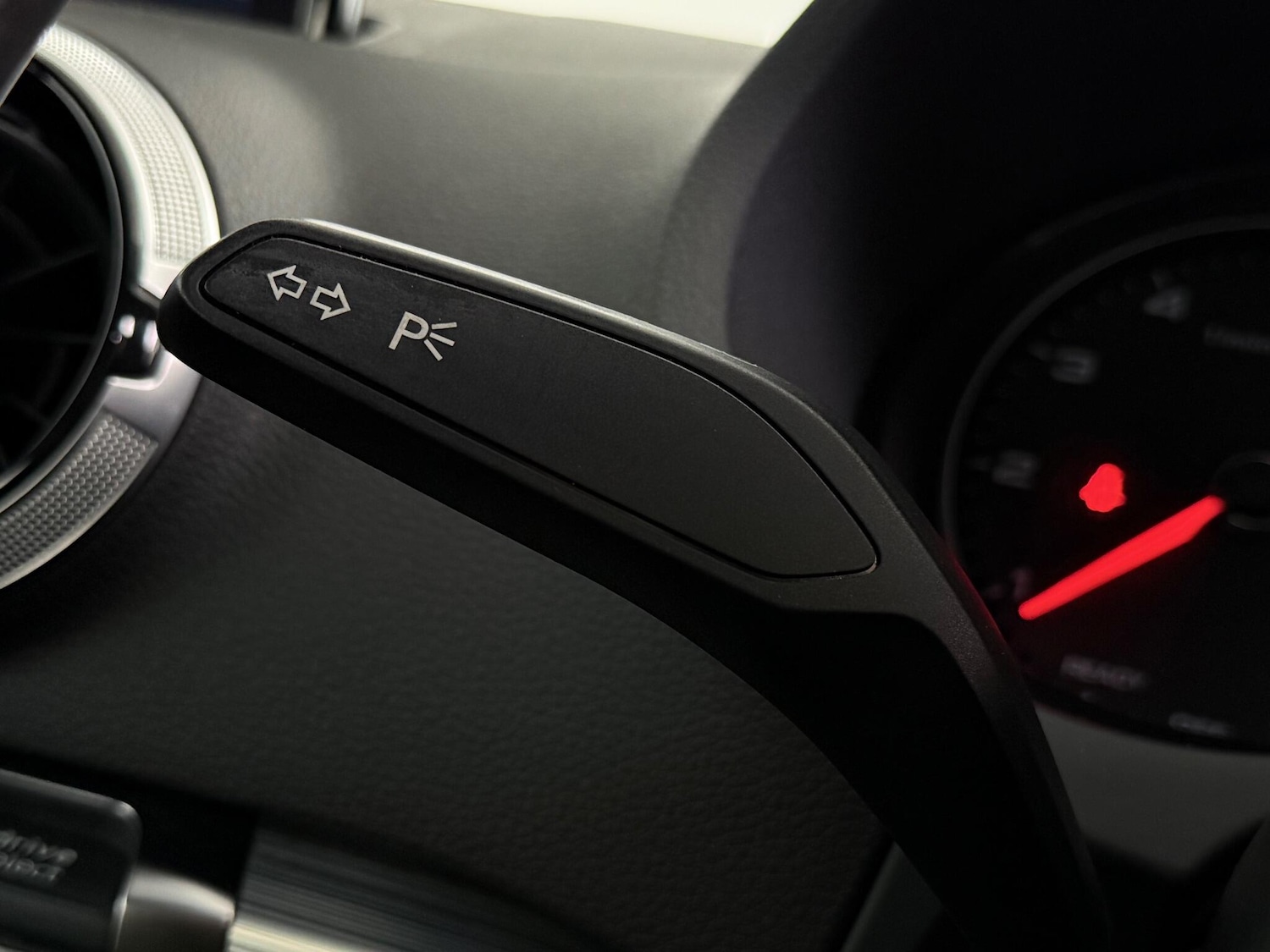 Used Audi A3 Cabriolet 2017 for sale - 77260128: Photo 24