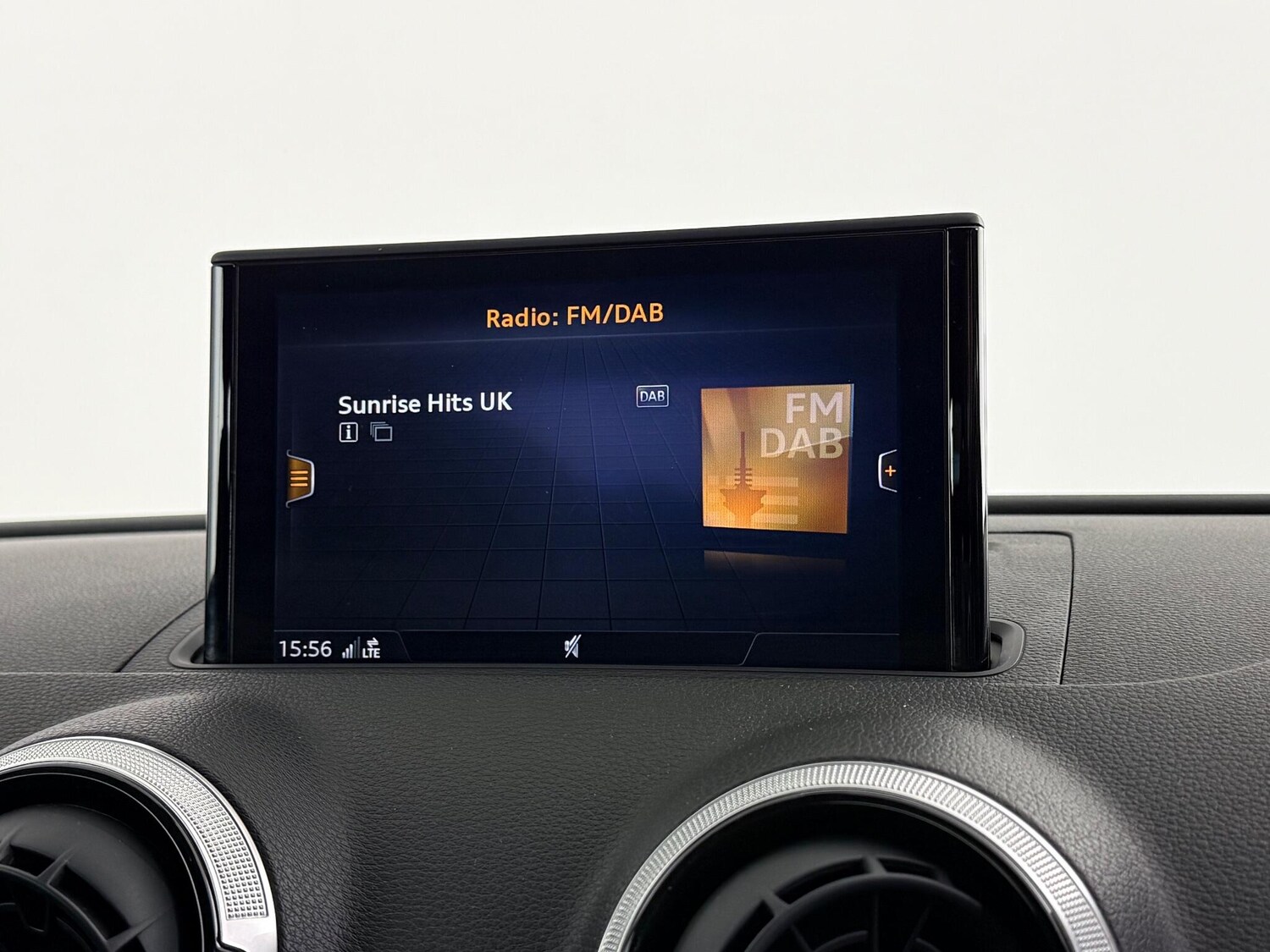 Used Audi A3 Cabriolet 2017 for sale - 77260128: Photo 27