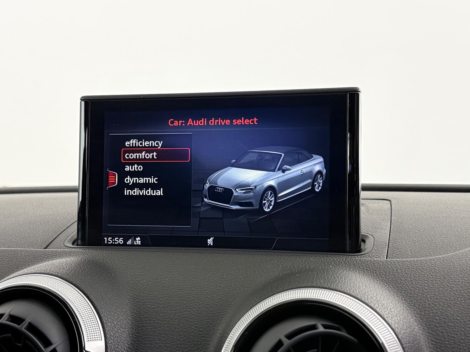 Used Audi A3 Cabriolet 2017 for sale - 77260128: Photo 29