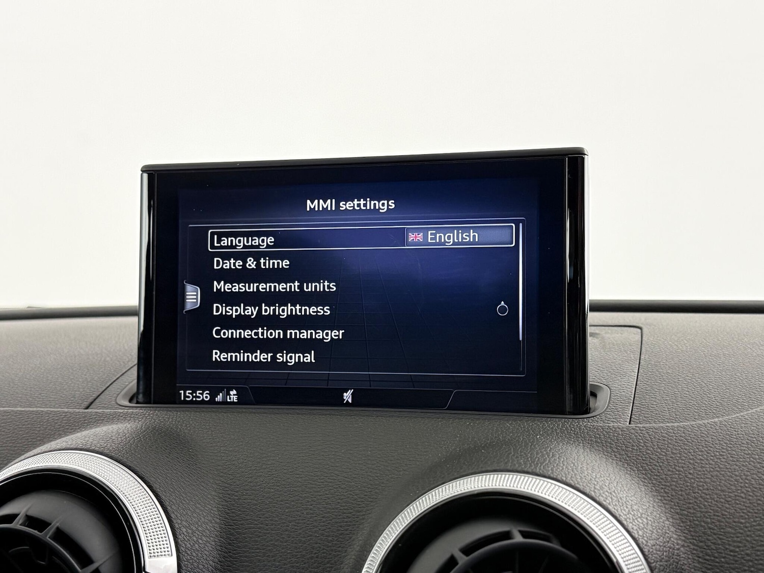 Used Audi A3 Cabriolet 2017 for sale - 77260128: Photo 31