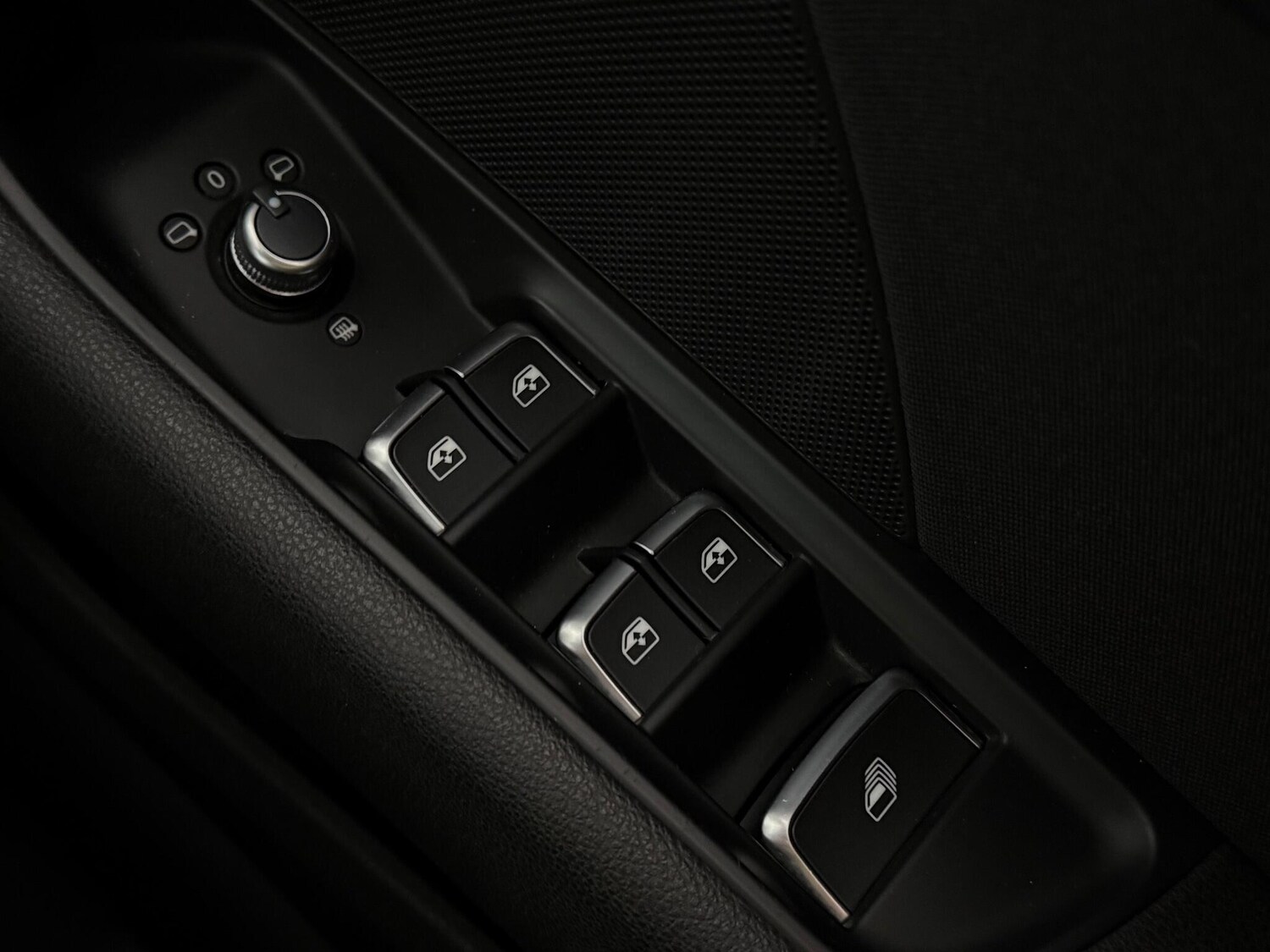 Used Audi A3 Cabriolet 2017 for sale - 77260128: Photo 36