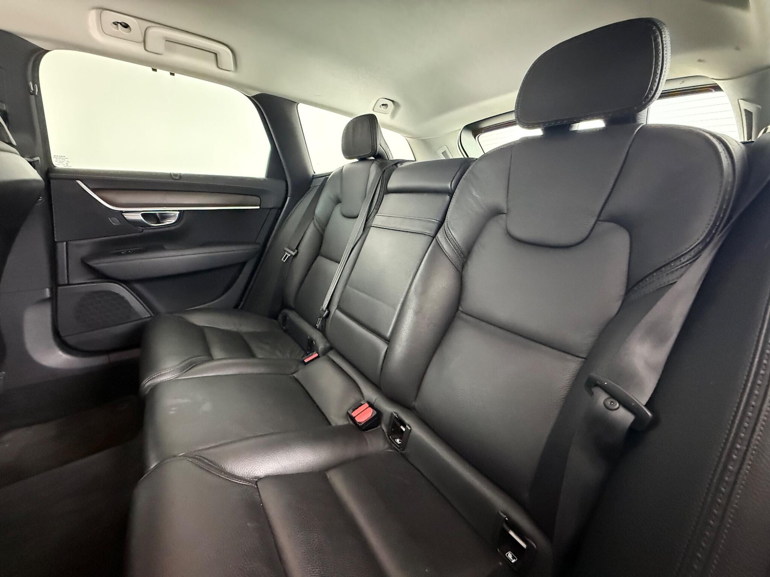 Used Volvo V90 2018 for sale - 76467332: Photo 19