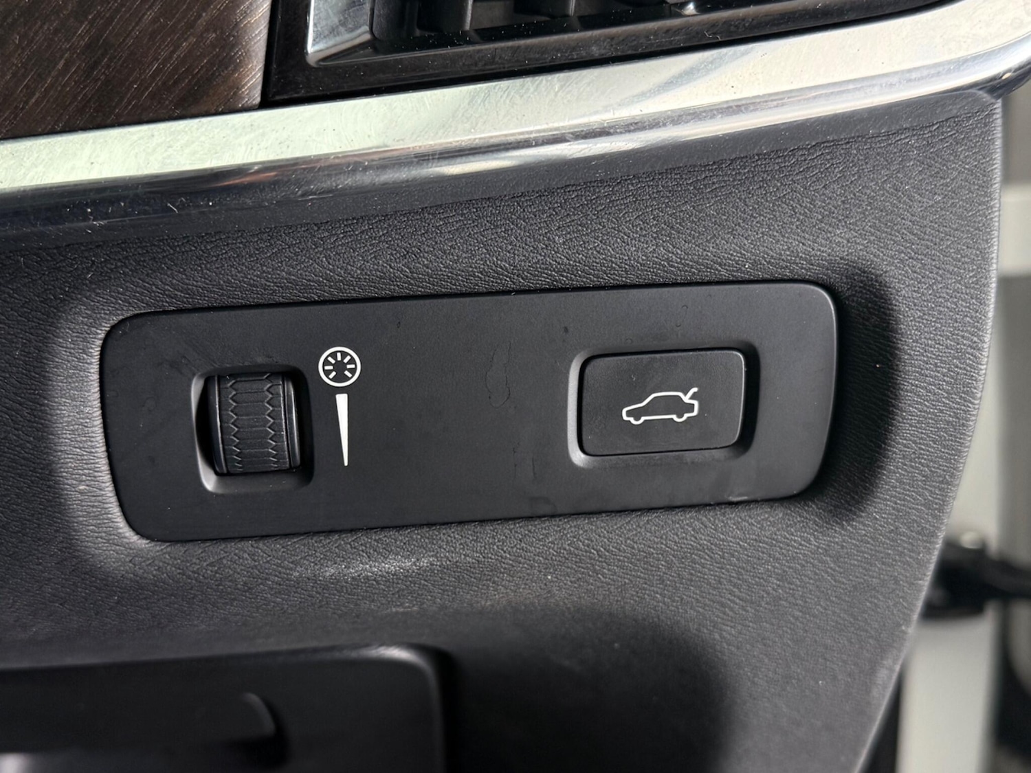 Used Volvo V90 2018 for sale - 76467332: Photo 24