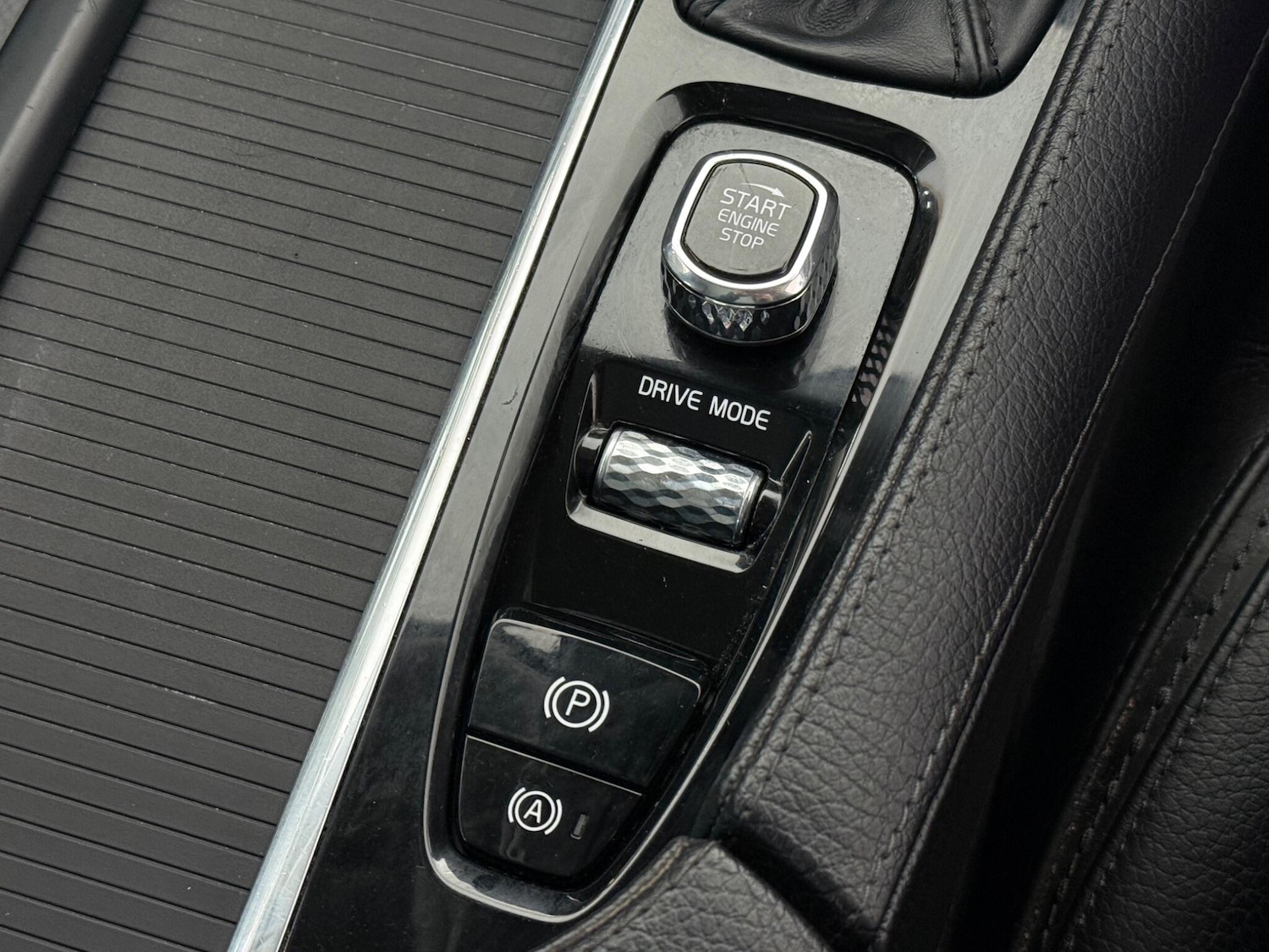 Used Volvo V90 2018 for sale - 76467332: Photo 41