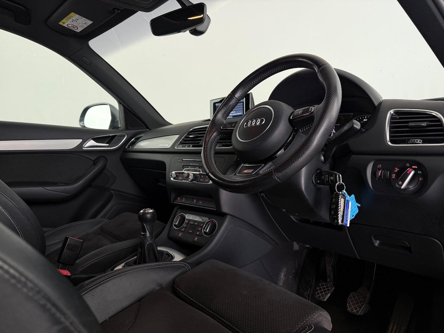 Used Audi Q3 2016 for sale - 77216656: Photo 12