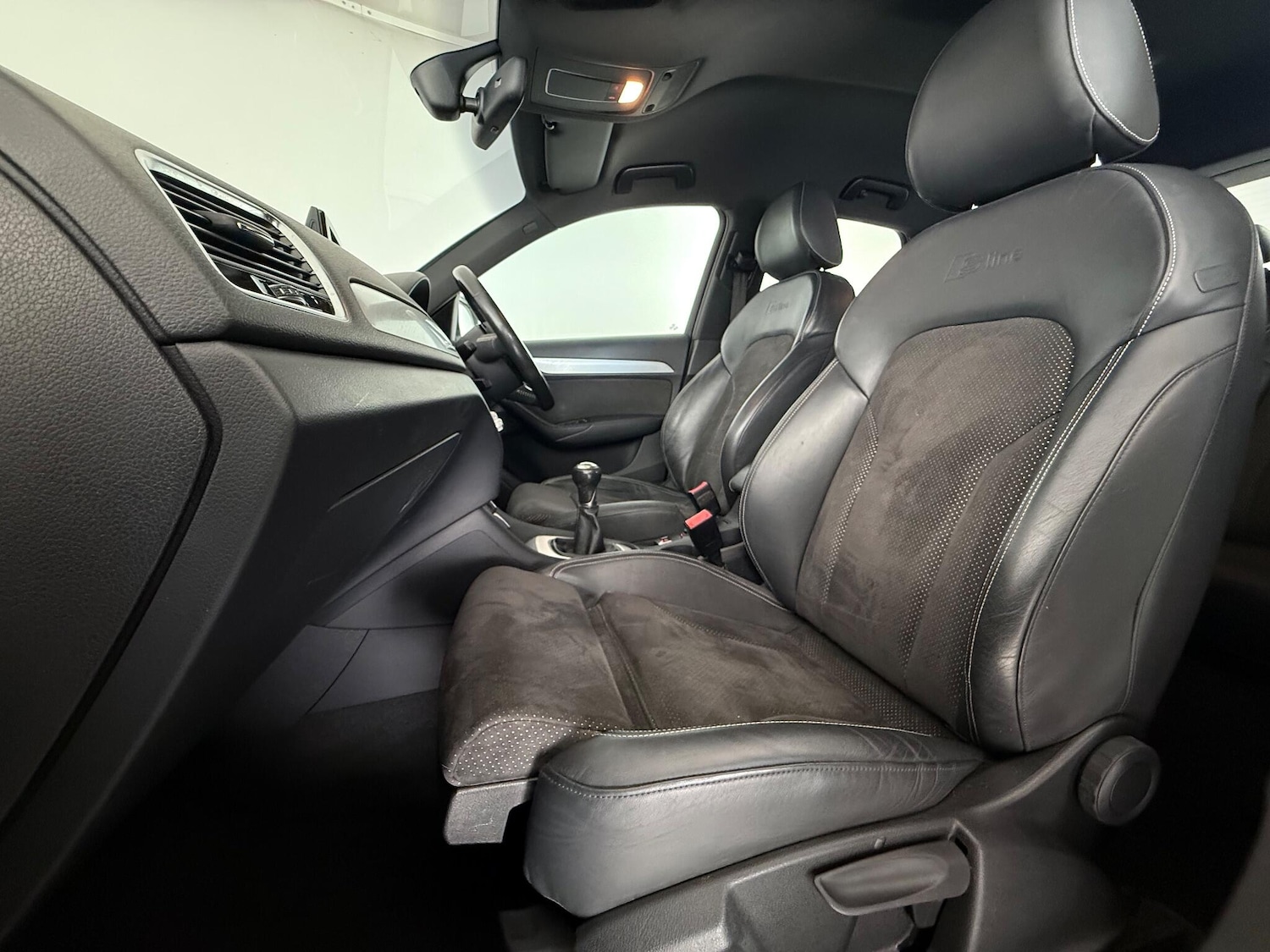 Used Audi Q3 2016 for sale - 77216656: Photo 15