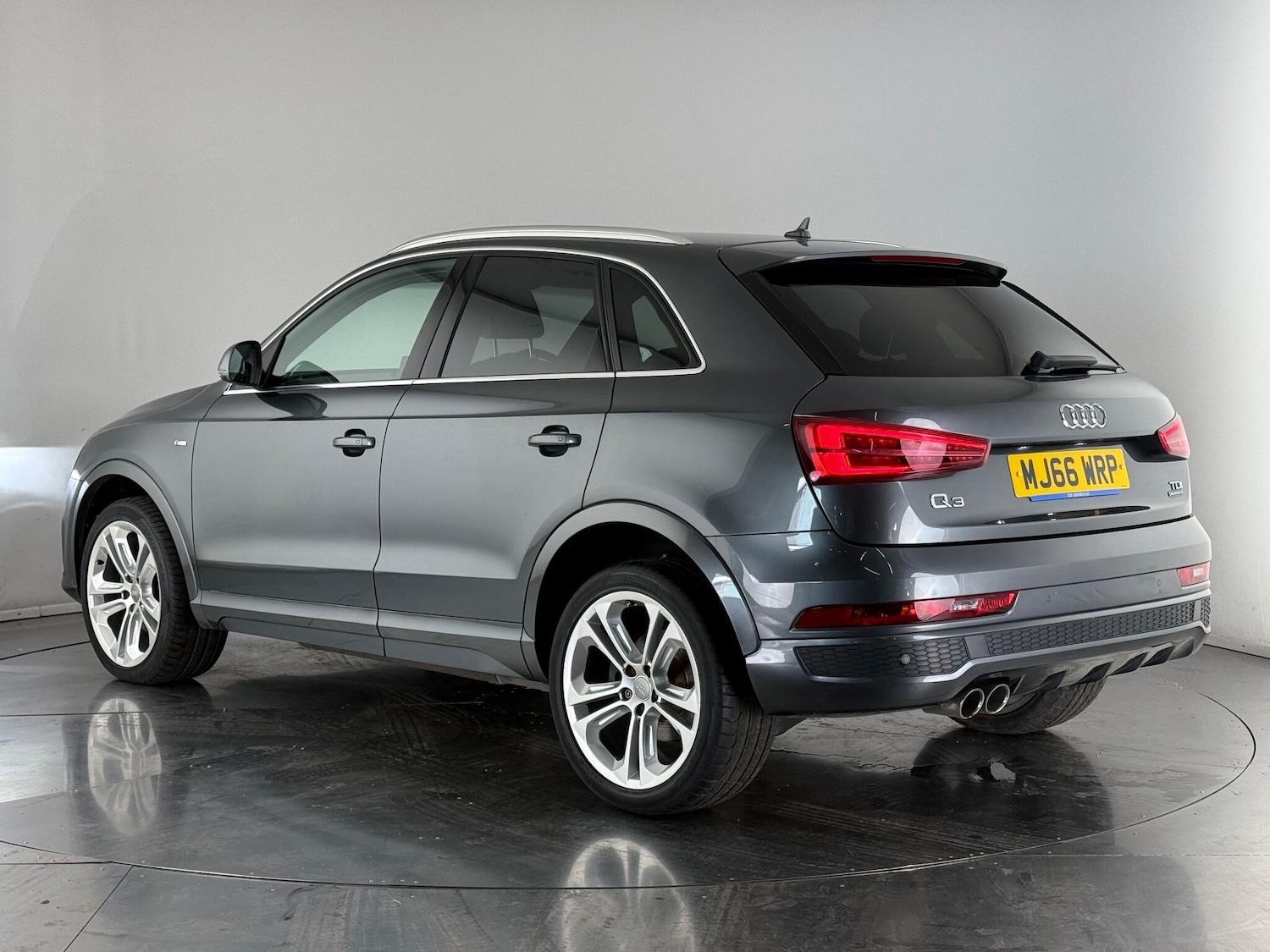 Used Audi Q3 2016 for sale - 77216656: Photo 6