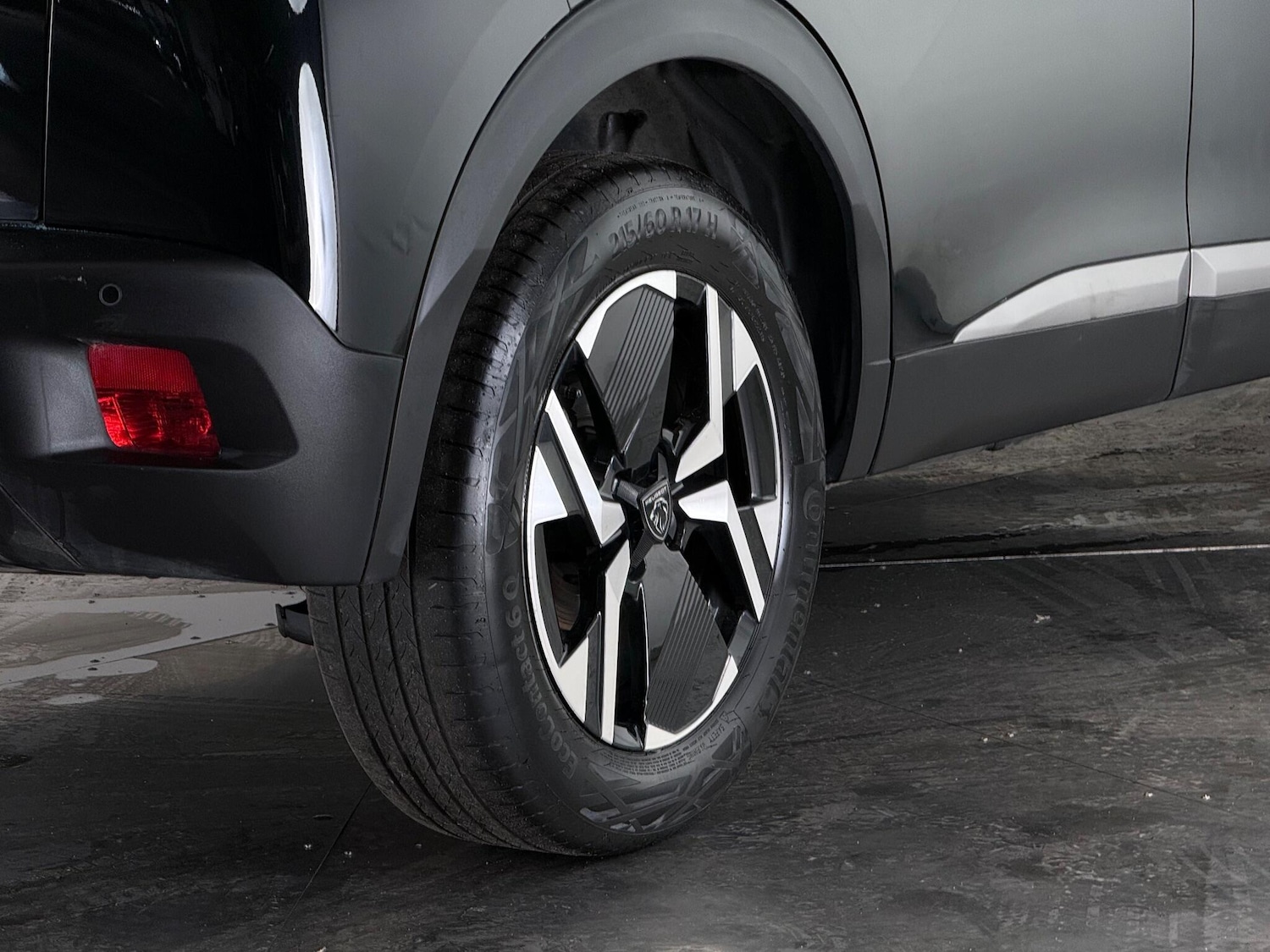 Used Peugeot 2008 2023 for sale - 76466776: Photo 10