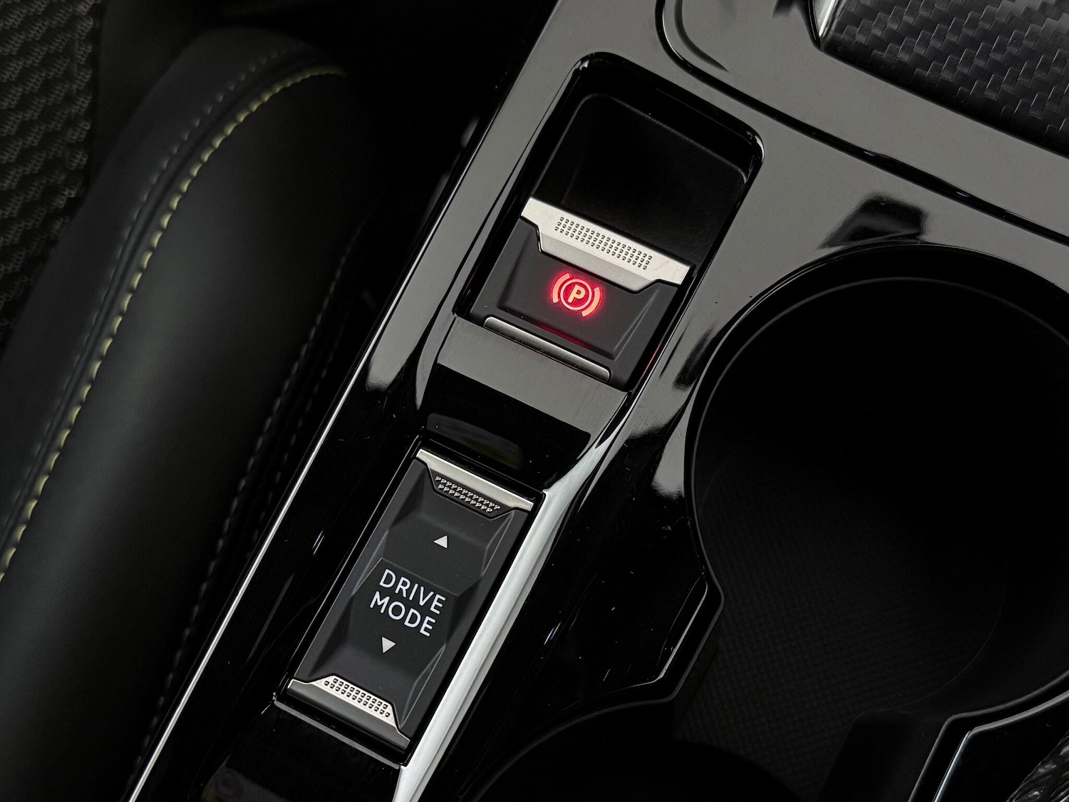 Used Peugeot 2008 2023 for sale - 76466776: Photo 42