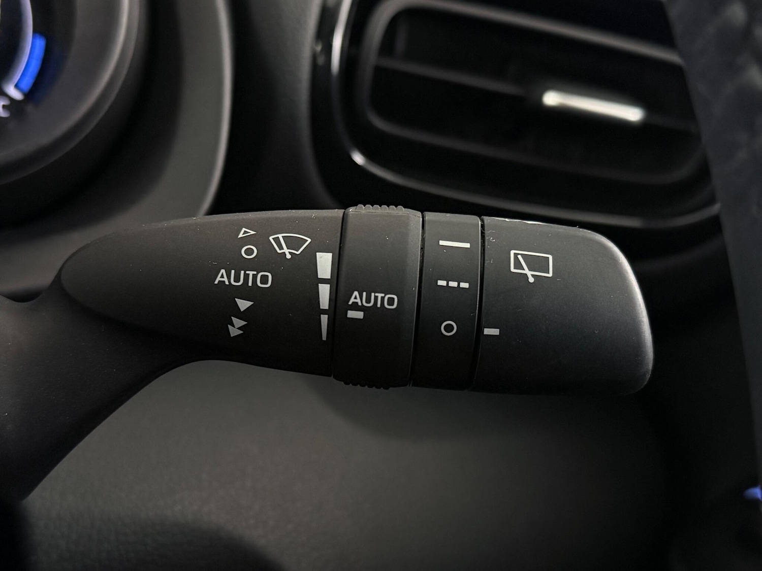 Used Toyota Yaris 2022 for sale - 77259906: Photo 20