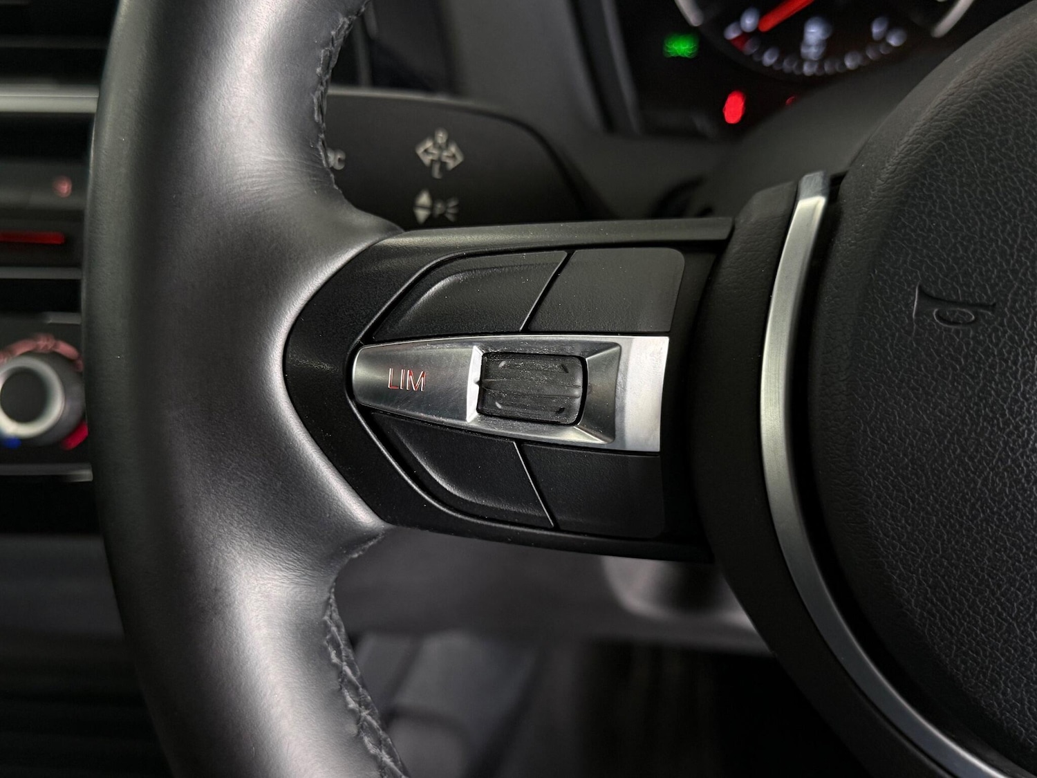 Used BMW 1 Series 2018 for sale - 76824269: Photo 25