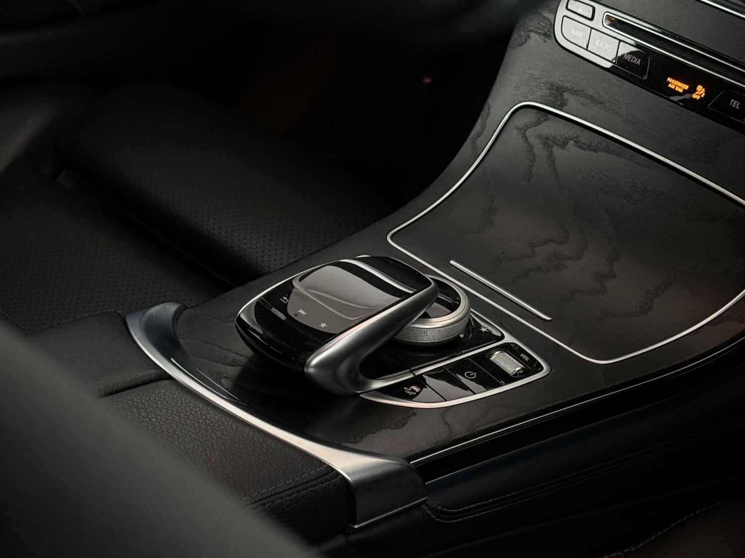 Used Mercedes-Benz GLC 2017 for sale - 77182873: Photo 16