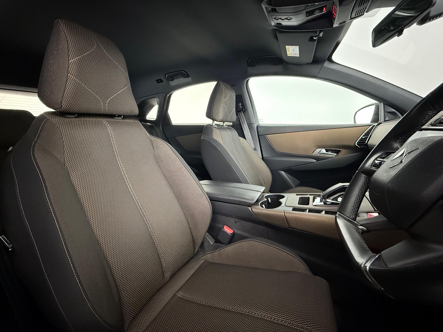 Used DS Automobiles DS 7 Crossback 2019 for sale - 77222339: Photo 10