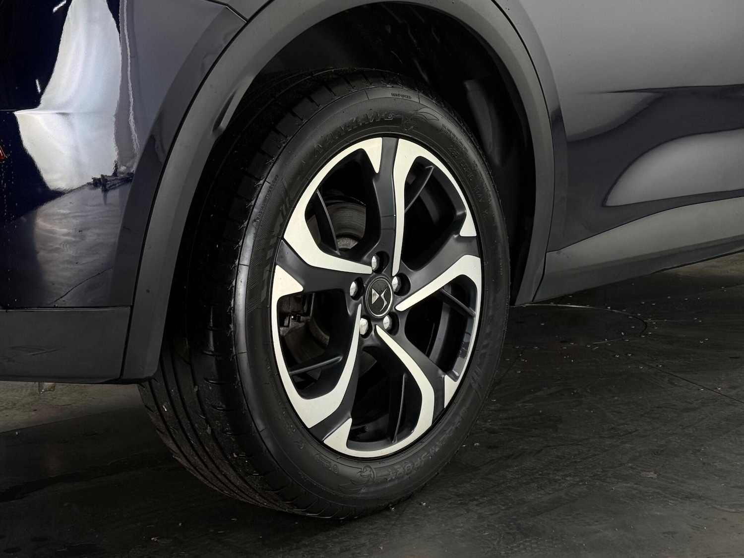 Used DS Automobiles DS 7 Crossback 2019 for sale - 77222339: Photo 9