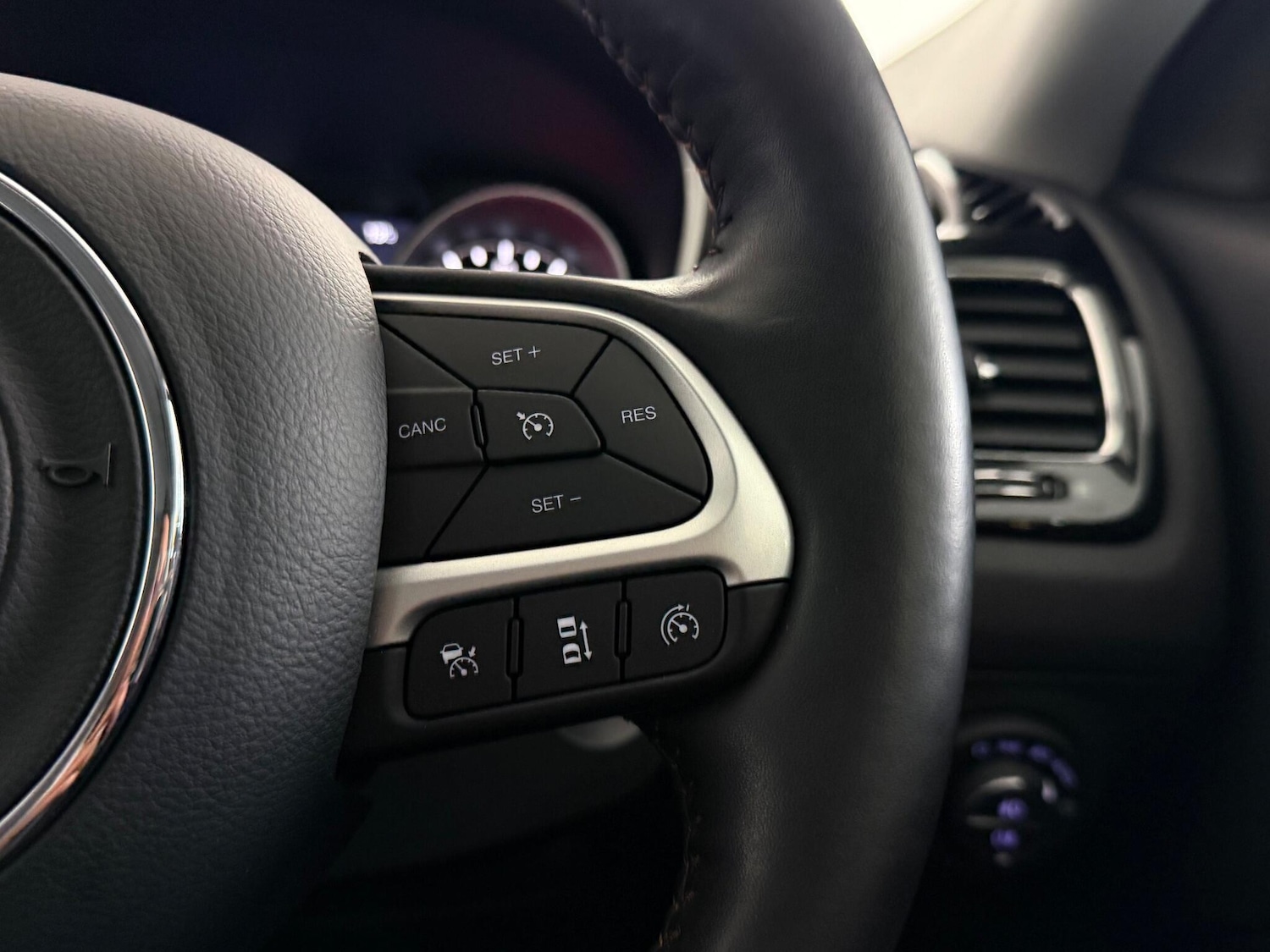 Used Jeep Compass 2018 for sale - 76466868: Photo 26