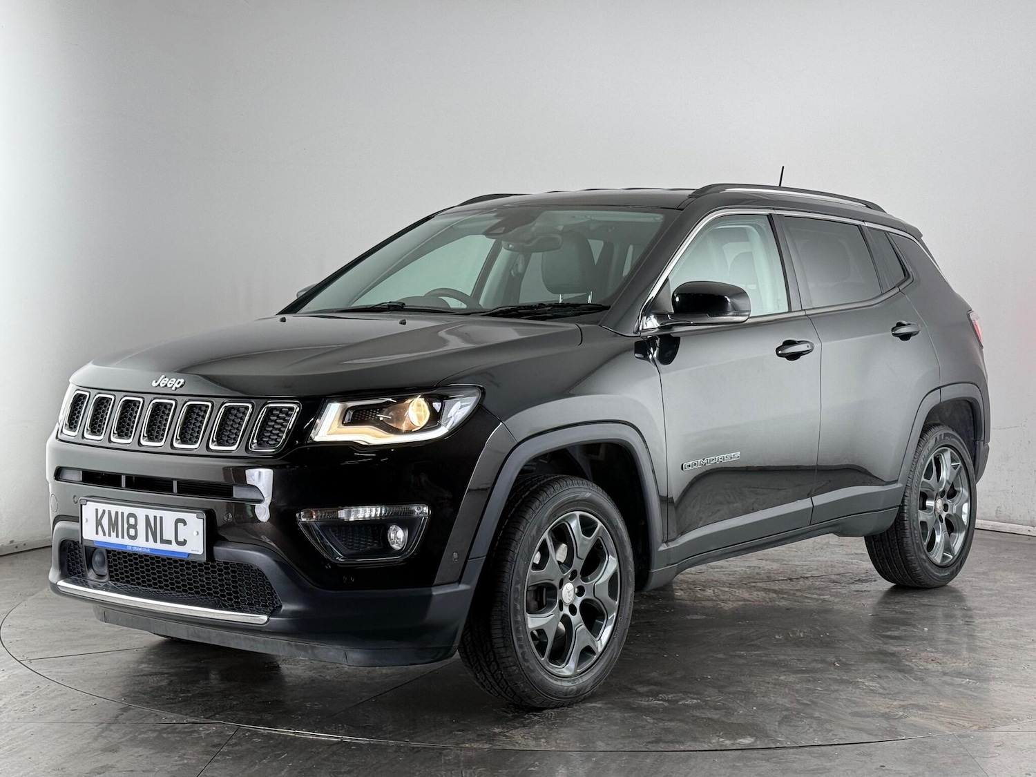 Used Jeep Compass 2018 for sale - 76466868: Photo 3