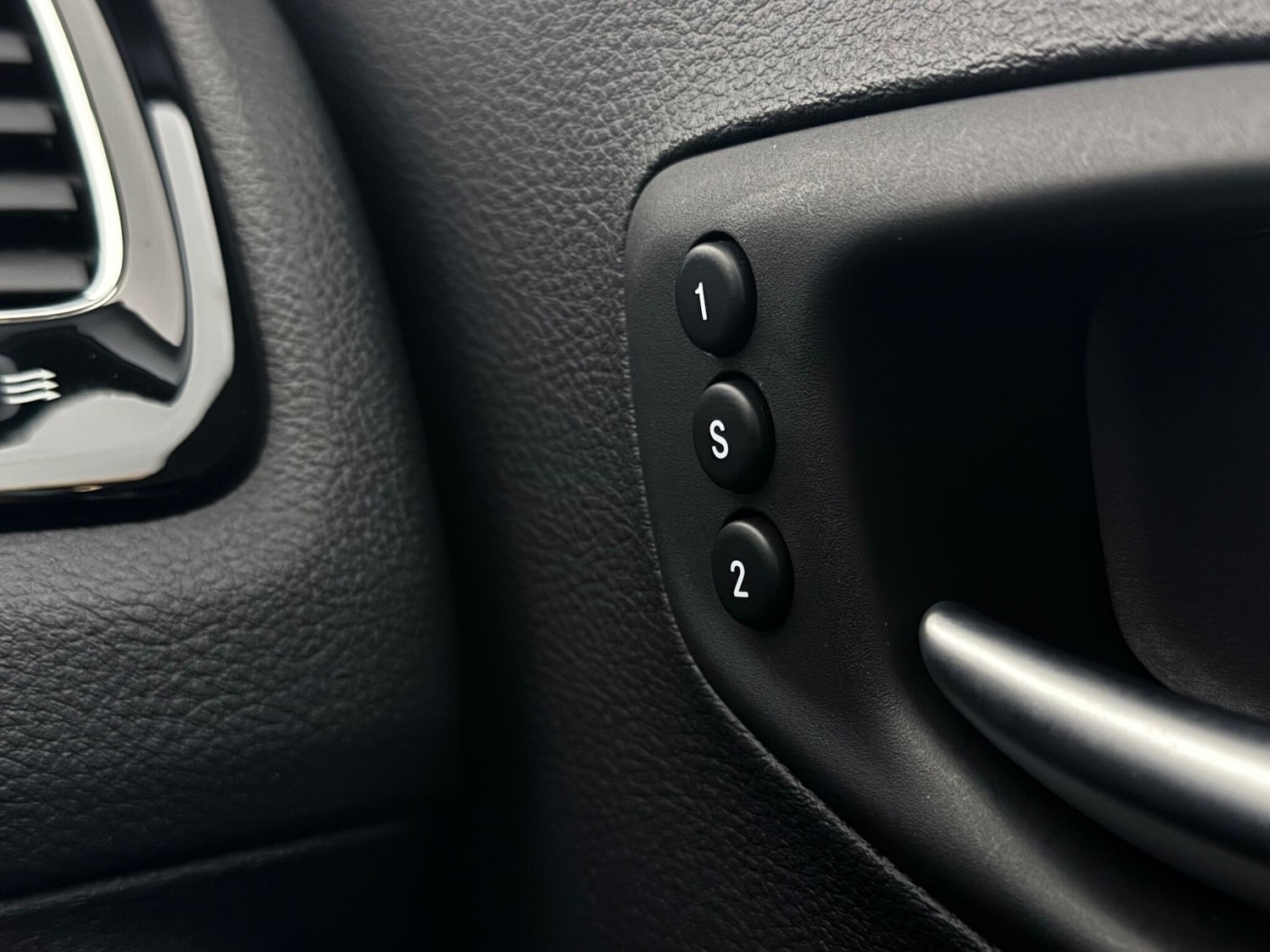 Used Jeep Compass 2018 for sale - 76466868: Photo 31