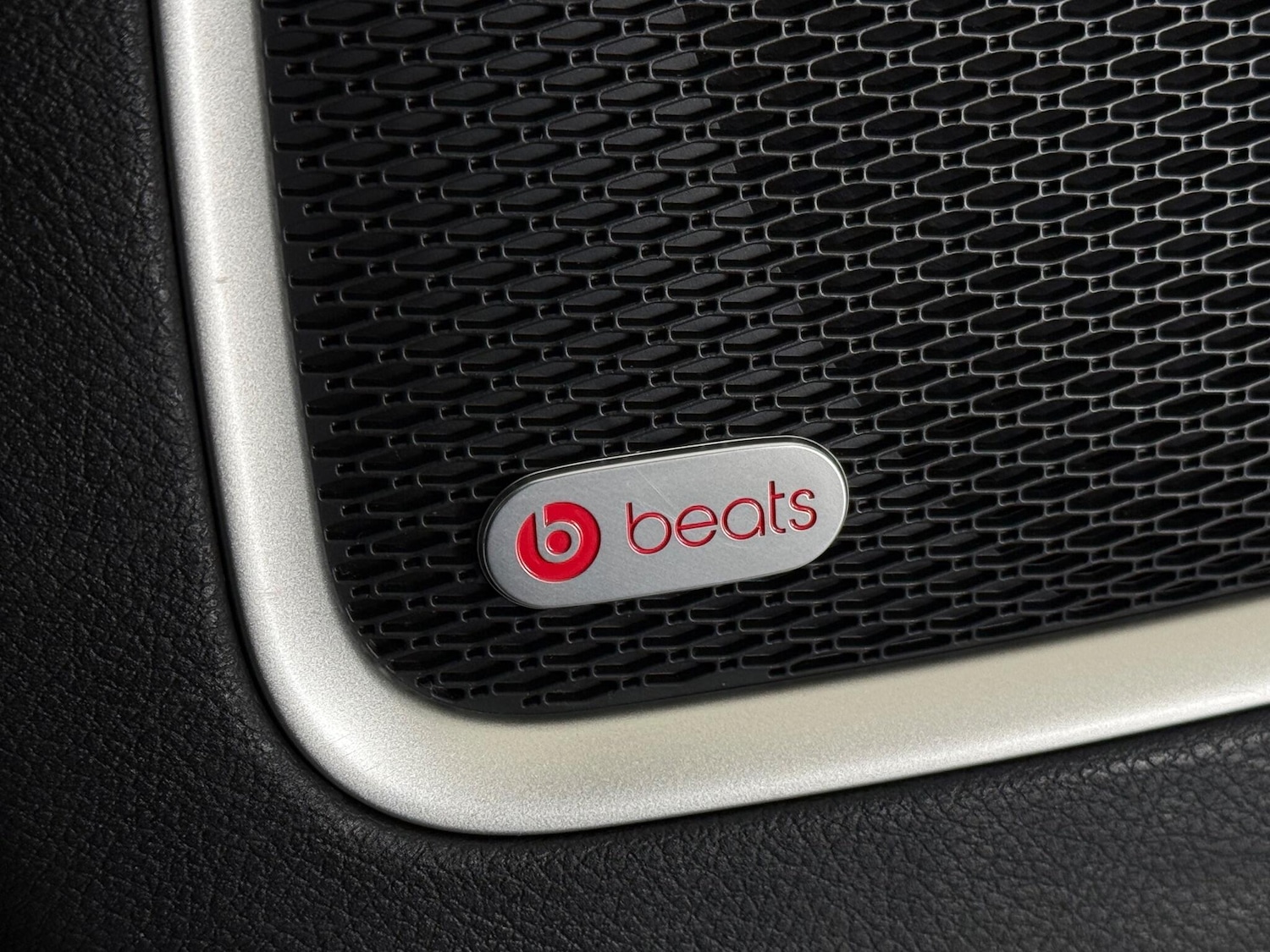 Used Jeep Compass 2018 for sale - 76466868: Photo 32