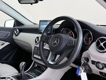 Used Mercedes-Benz A-Class 2016 for sale - 78832240: Photo