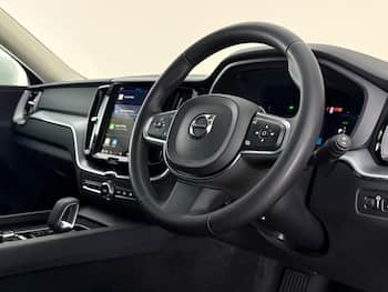 Used Volvo XC60 2021 for sale - 79741813: Photo
