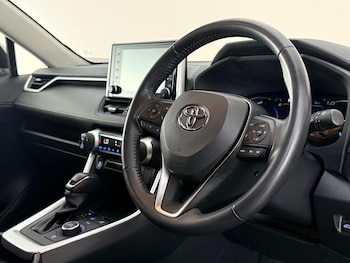 Used Toyota RAV4 2019 for sale - 78867080: Photo