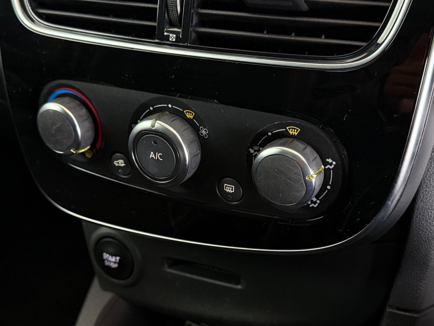 Used Renault Clio 2019 for sale - 76467029: Photo 36