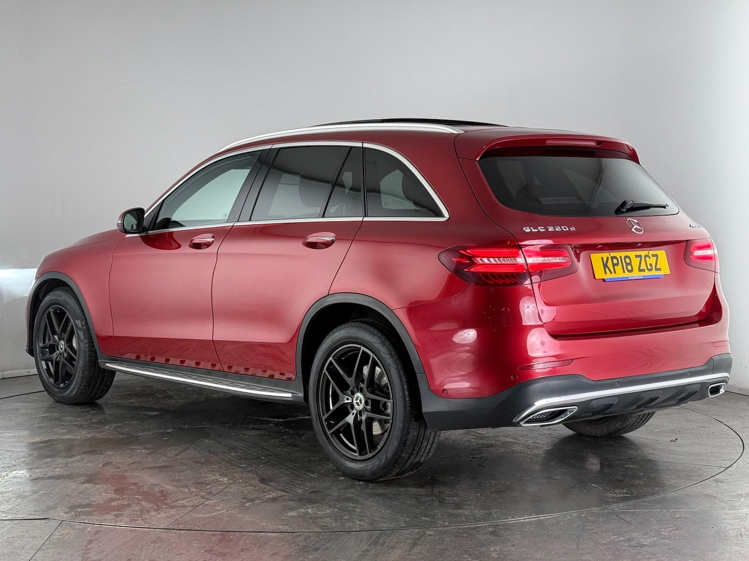 Used Mercedes-Benz GLC 2018 for sale - 77183058: Photo 4