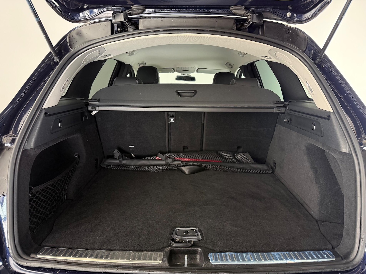 Used Mercedes-Benz GLC 2018 for sale - 77216962: Photo 10