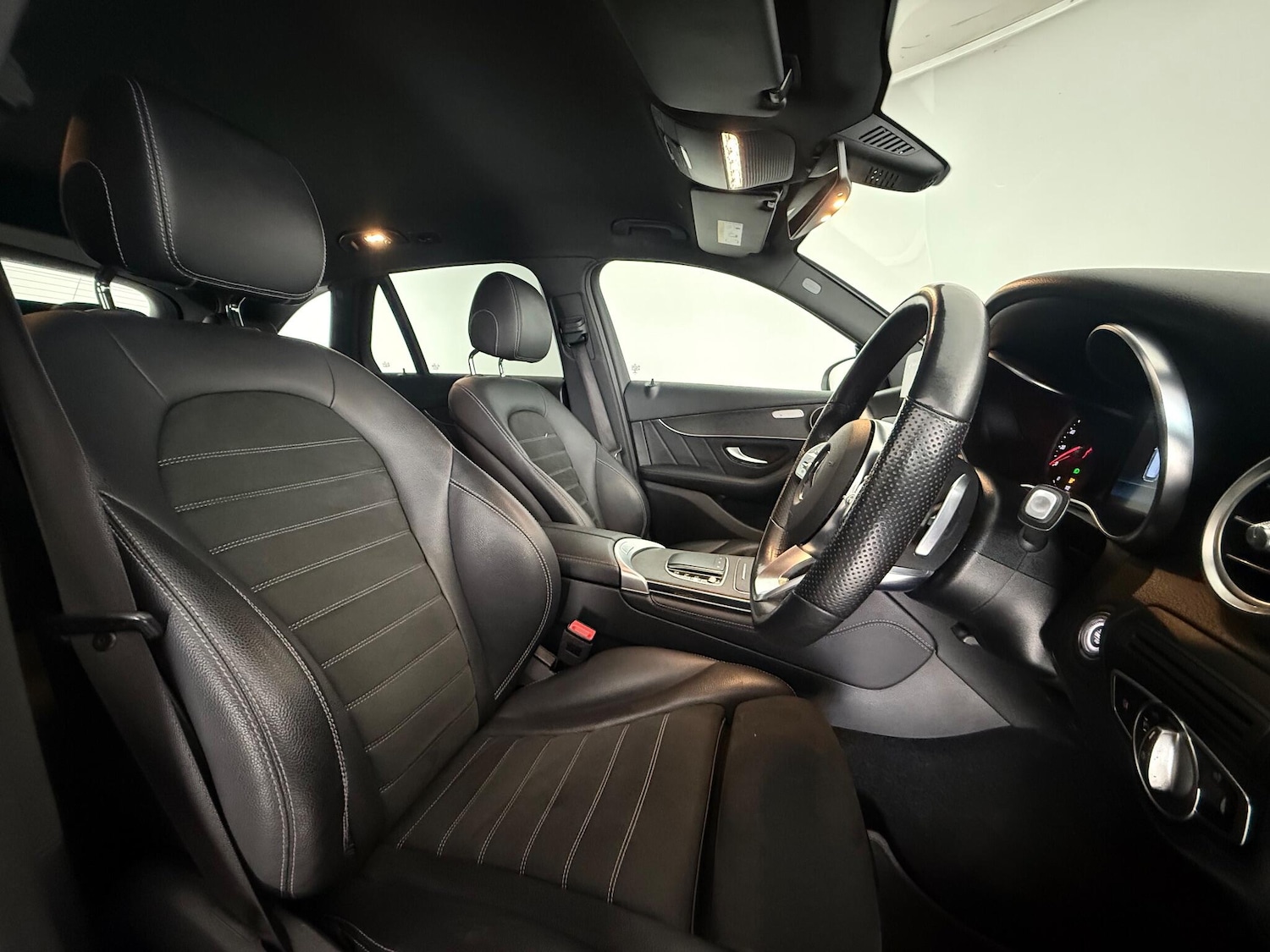 Used Mercedes-Benz GLC 2019 for sale - 77260585: Photo 12