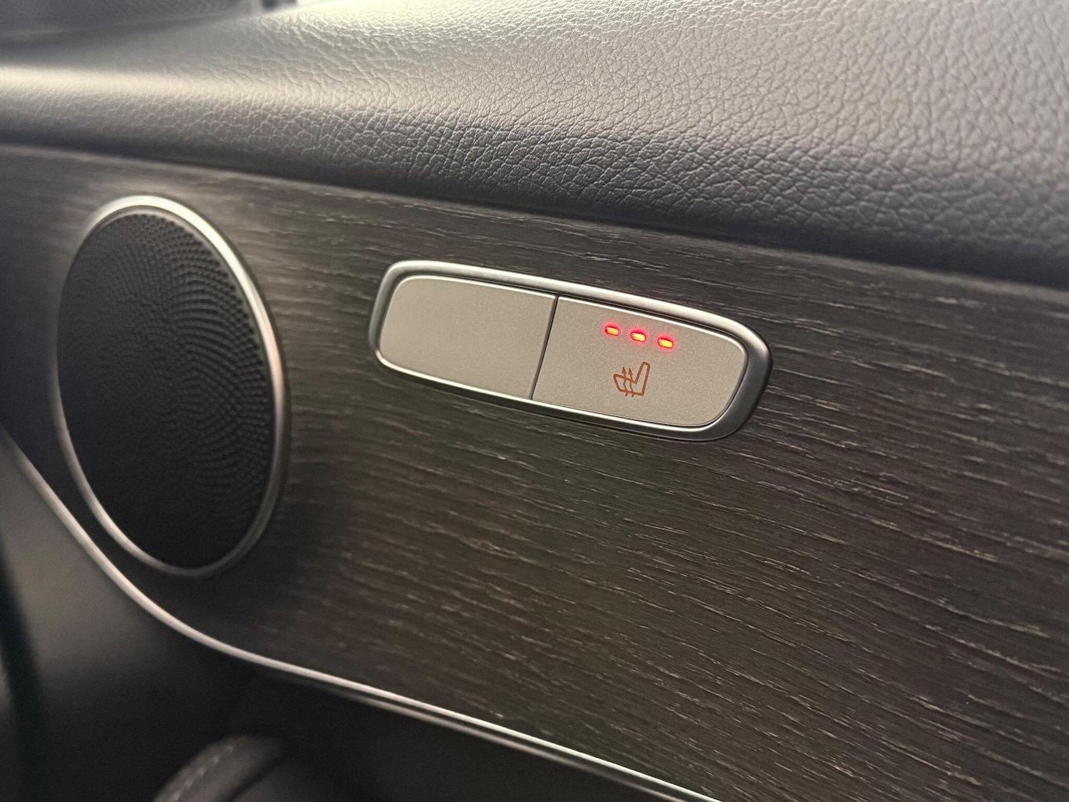 Used Mercedes-Benz GLC 2019 for sale - 77260585: Photo 25