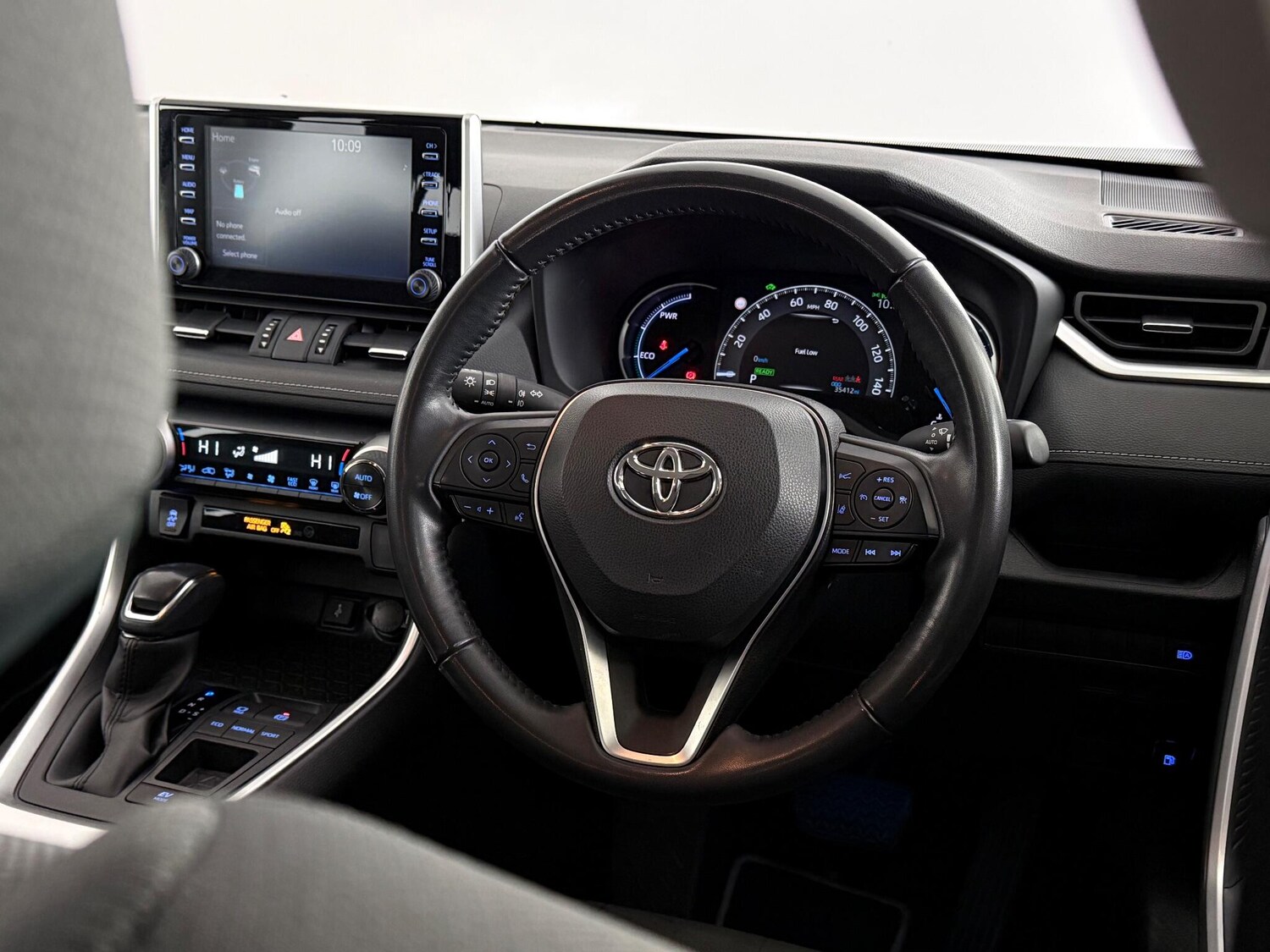 Used Toyota RAV4 2021 for sale - 77246817: Photo 14