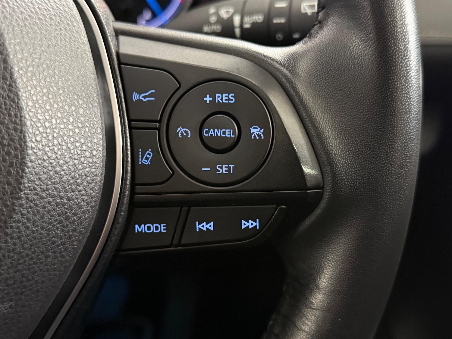 Used Toyota RAV4 2021 for sale - 77246817: Photo 19