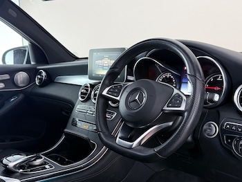 Used Mercedes-Benz GLC 2019 for sale - 78959422: Photo