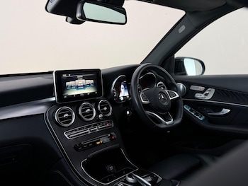 Used Mercedes-Benz GLC 2019 for sale - 78959422: Photo