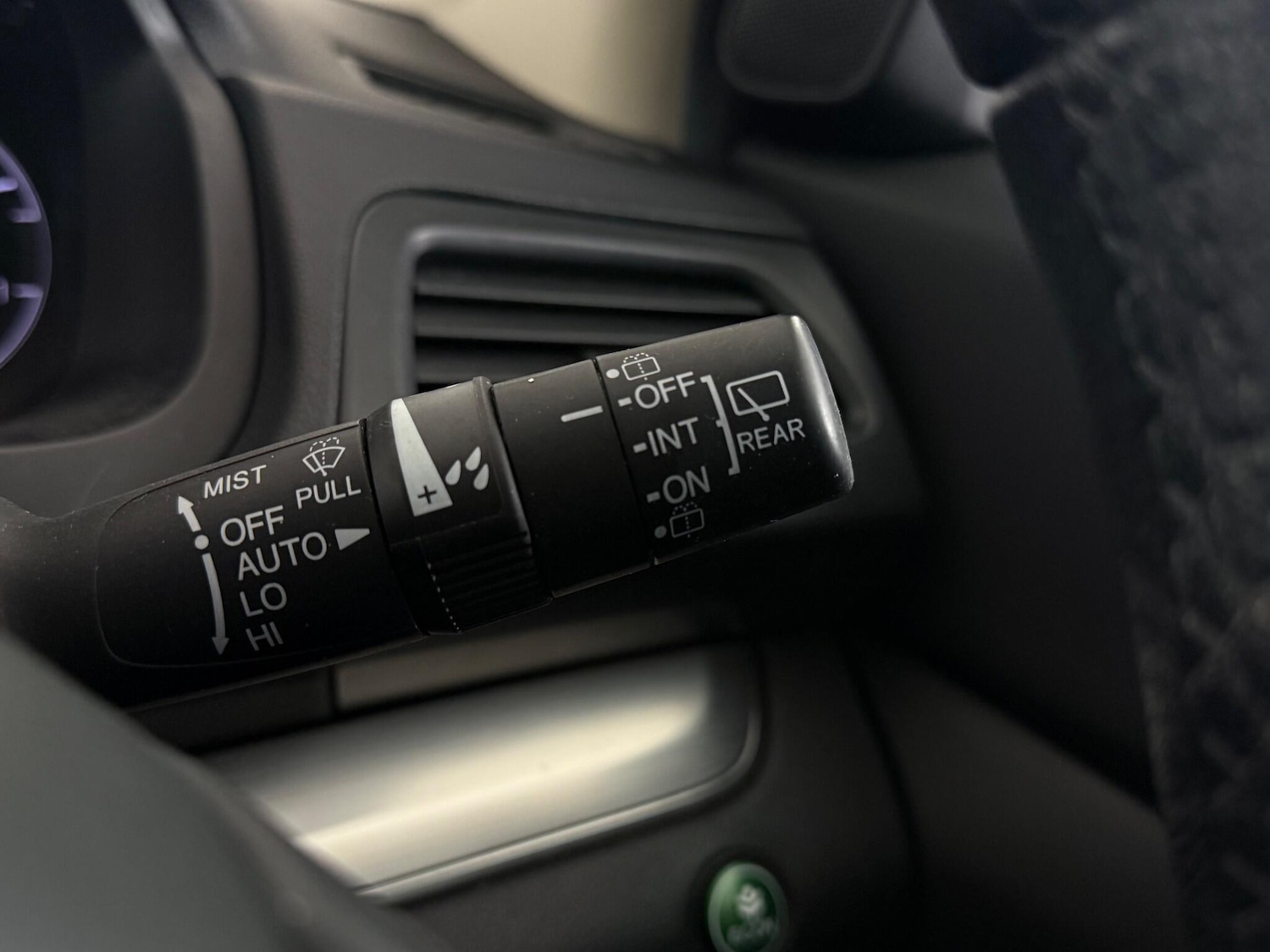 Used Honda CR-V 2018 for sale - 76466949: Photo 28