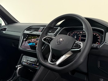 Used Volkswagen Tiguan 2022 for sale - 78923457: Photo
