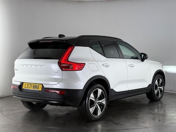 Used Volvo XC40 2021 for sale - 76241404: Photo
