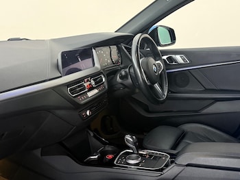 Used BMW 1 Series 2019 for sale - 79120027: Photo