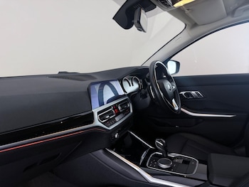 Used BMW 3 Series 2019 for sale - 79577473: Photo