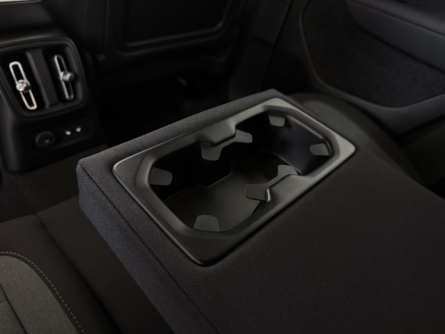 Used Peugeot 3008 2018 for sale - 77738797: Photo 11