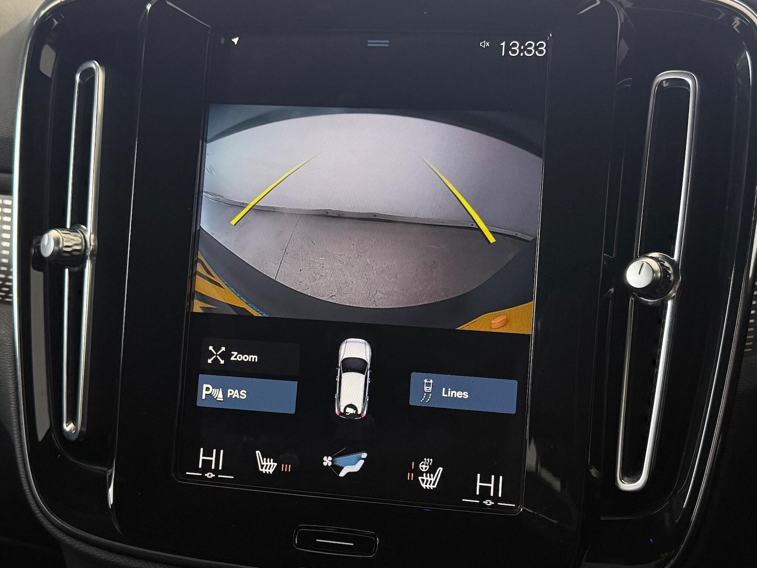 Used Volvo XC40 2021 for sale - 77246803: Photo 31