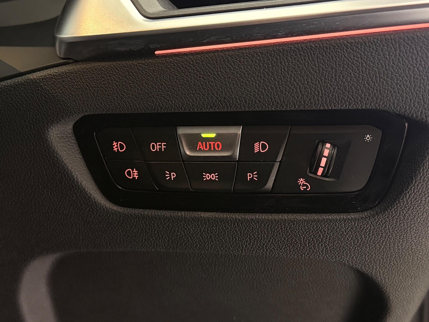 Used BMW 3 Series 2019 for sale - 77222450: Photo 21